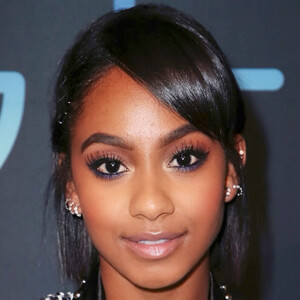 Tetona Jackson image 10