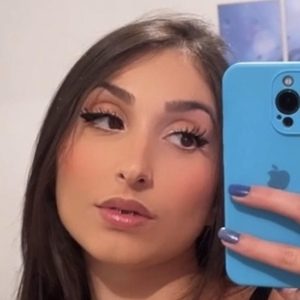 Thay Queiroz, 26 (TikTok明星)