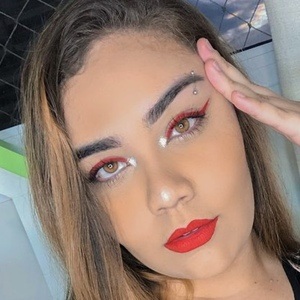 Thaynná Elisa, 26 (YouTube Star)