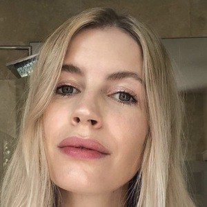 The Lipstick Fever, 37 (Instagram Star)