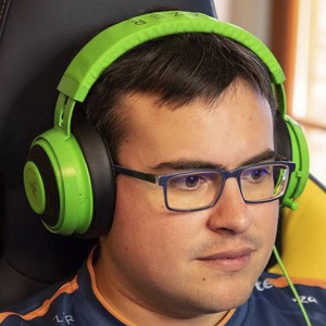 TheAlvaro845, 37 (YouTube Star)