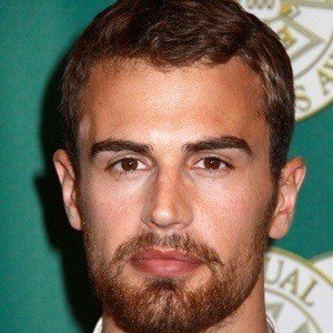 Theo James, 40 (Acteur de cinéma)