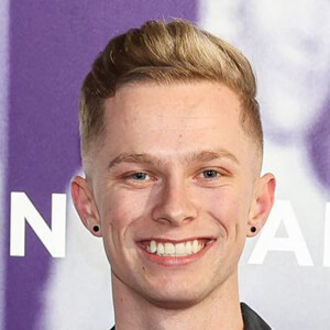 theofficialcasper, 30 (TikTok Star)