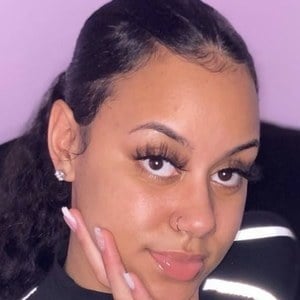 theomgjackiee, 25 (TikTok Star)