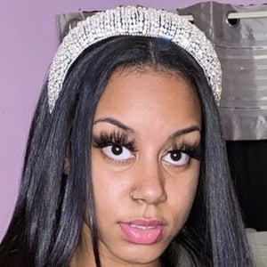 theomgjackiee, 25 (TikTok Star)