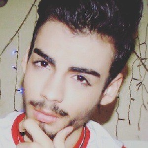 Theonylo Leandro, 27 (Ca sĩ nhạc Pop)