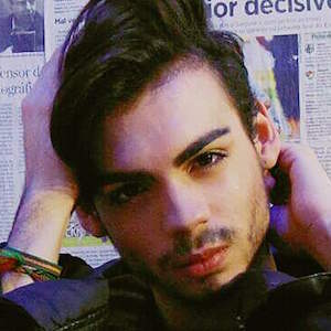 Theonylo Leandro, 27 (Pop Singer)