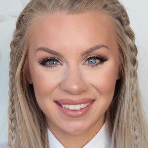 Therese Lindgren, 38 (Star di YouTube)