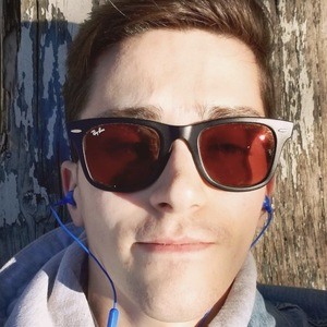 Theron White, 27 (YouTube明星)