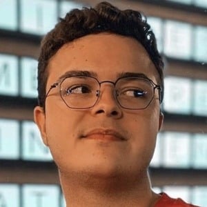 theycallmepacho, 24 (TikTok明星)