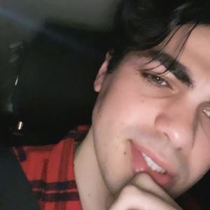 Thomas Petrou, 27 (YouTube Star)