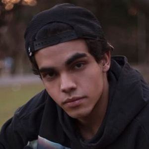 Tiago Justi, 27 (Instagram Star)