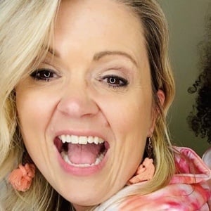 Tiania Haneline image 3