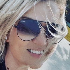 Tiania Haneline image 4