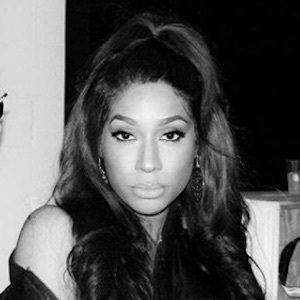 Tiffany Evans, 33 (流行歌手)