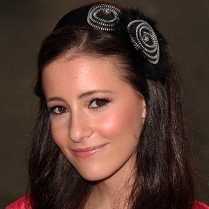 Tiffany Giardina, 32 (流行歌手)