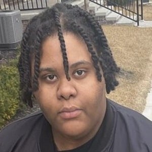 Tina Stewart, 24 (YouTube明星)