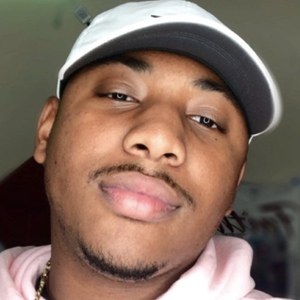 Titus Cody, 25 (TikTok明星)