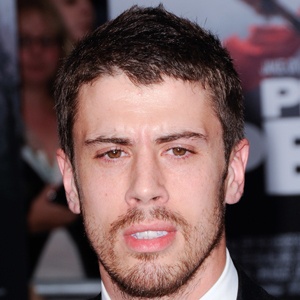 Toby Kebbell, 43 (Acteur de cinéma)