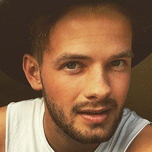 Tom Mann, 31 (Pop Zangers)