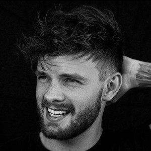 Tom Mann, 31 (Pop Zangers)