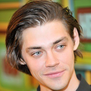 Tom Payne image 3