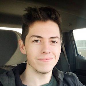 Tom Plumley, 32 (YouTube明星)