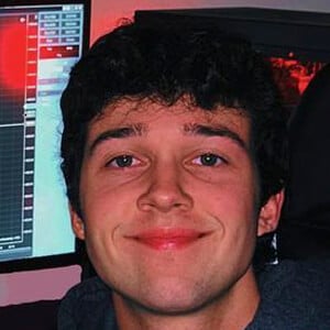 Tommy Davis, 23 (TikTok Star)