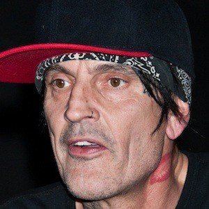 Tommy Lee, 63 (Le batteur)
