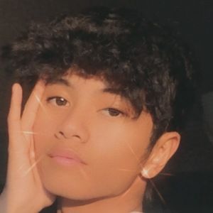 Toni Cervantes, 20 (TikTok Star)