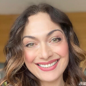 Tonia Buxton image 6