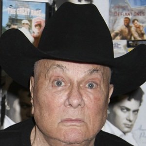Tony Curtis image 5