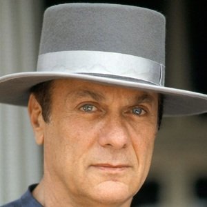 Tony Curtis image 6
