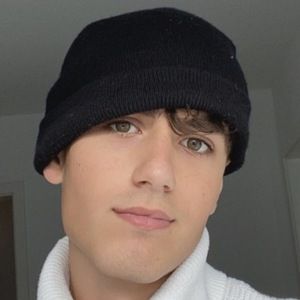 Tony Özkan image 6