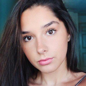Tori Keeth, 26 (Actriz de Televisión)
