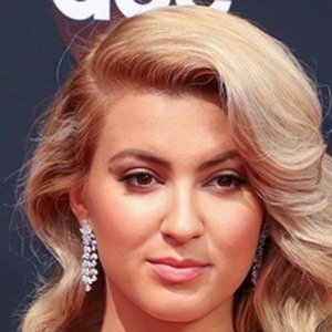 Tori Kelly image 4