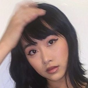 Tracey Nguyen, 28 (Instagram Star)