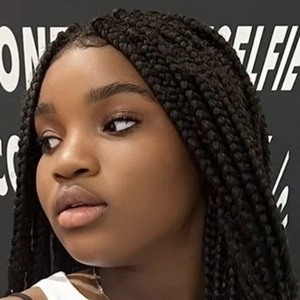 Tracy Isako, 14 (YouTube明星)