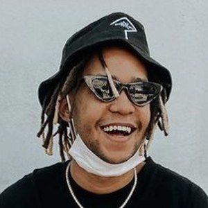 Trainer Eleuce image 5