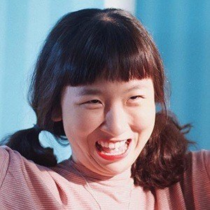 Trang Hy, 30 (YouTube明星)