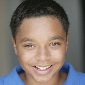 Travis Bryant, 28 (Actor de Televisión)