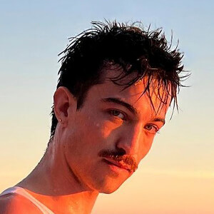 Treigan, 23 (Estrella de TikTok)