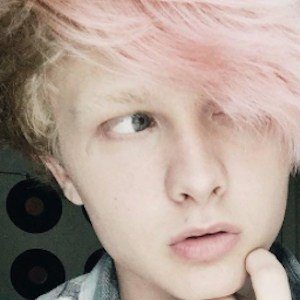 Trent Hatter, 25 (TikTok Star)