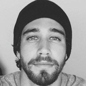 Trevor Holmes, 35 (Pop Zangers)