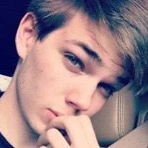 Trevor Tomlinson, 28 (Live.me明星)