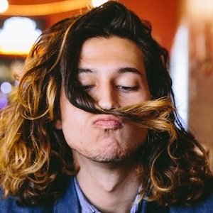 Trey Schafer, 28 (R＆B歌手)