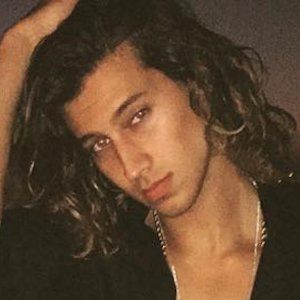 Trey Schafer, 28 (R＆B歌手)