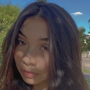 Trin Lovell, 23 (YouTuber)