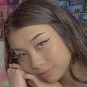 Trin Lovell, 23 (YouTube Star)