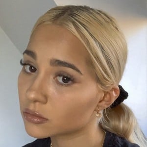 Trinidad Riveros, 28 (Pop Singer)
